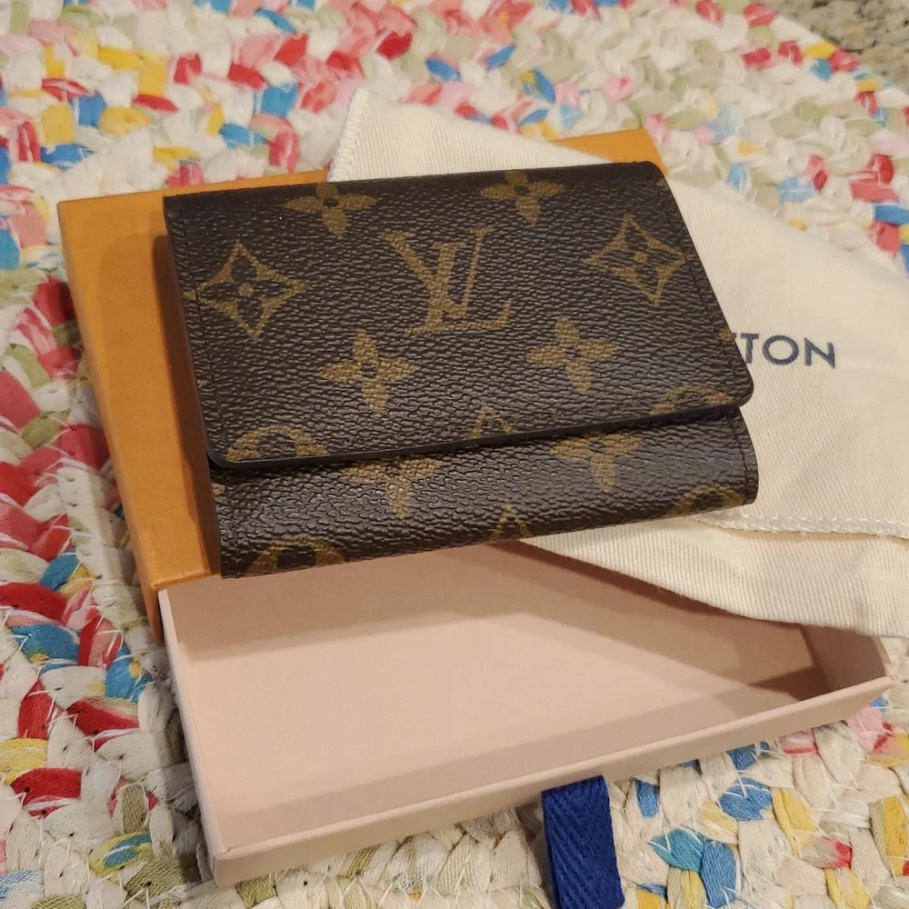 Authentic Louis Vuitton Monogram Cardholder Wallet, Box, Dustbag ... Like New - Picture 2 of 9